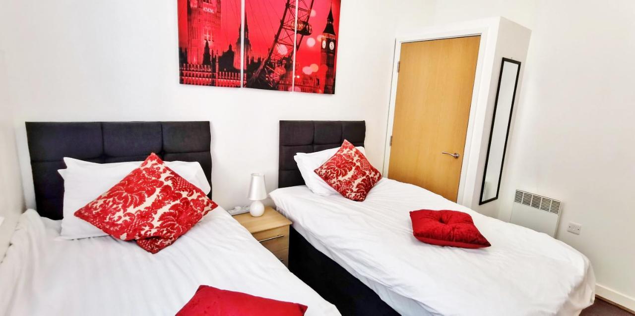 J Quarter - Sleeps 5 Long Term & Families Comfortably, 4 Beds, 2 Bathrooms Бирмингем Экстерьер фото